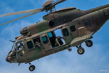 AS AL 532 Cougar med dinamičnim prikazom Enote za specialno delovanje, foto Ivica Meglić